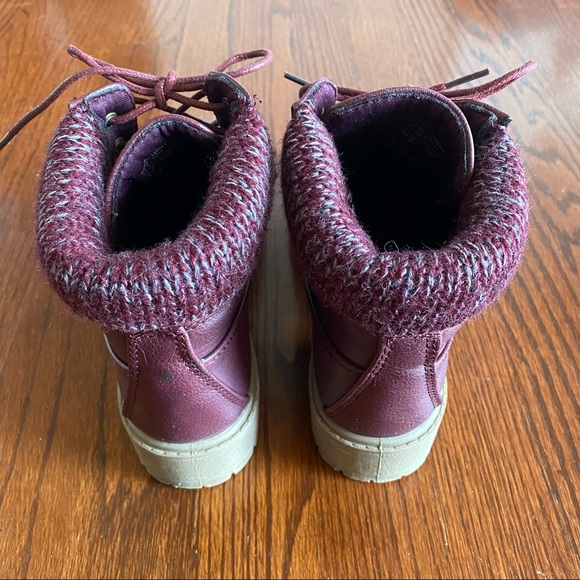 Burgundy boots - Picture 3 of 6